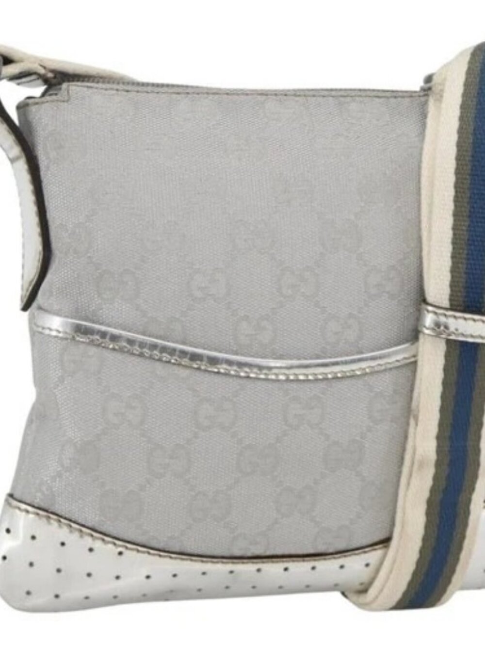 GUCCI GG Canvas Shoulder Bag Silver 147671 Auth BAZ628A
